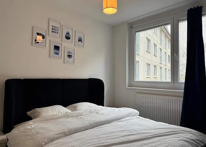2br, Balcony, Central, Danube, U6 & S-bahn - Axara Housing Brn 22 *